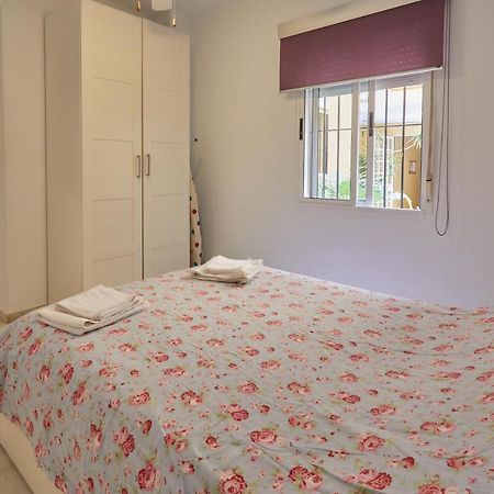 Two Bedrooms Leonor Davalos 2 Sevilla Bagian luar foto