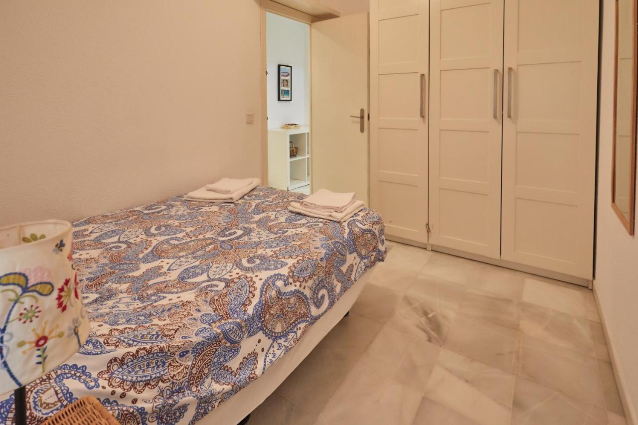 Two Bedrooms Leonor Davalos 2 Sevilla Bagian luar foto