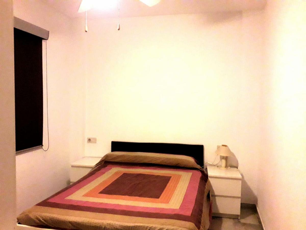 Two Bedrooms Leonor Davalos 2 Sevilla Bagian luar foto