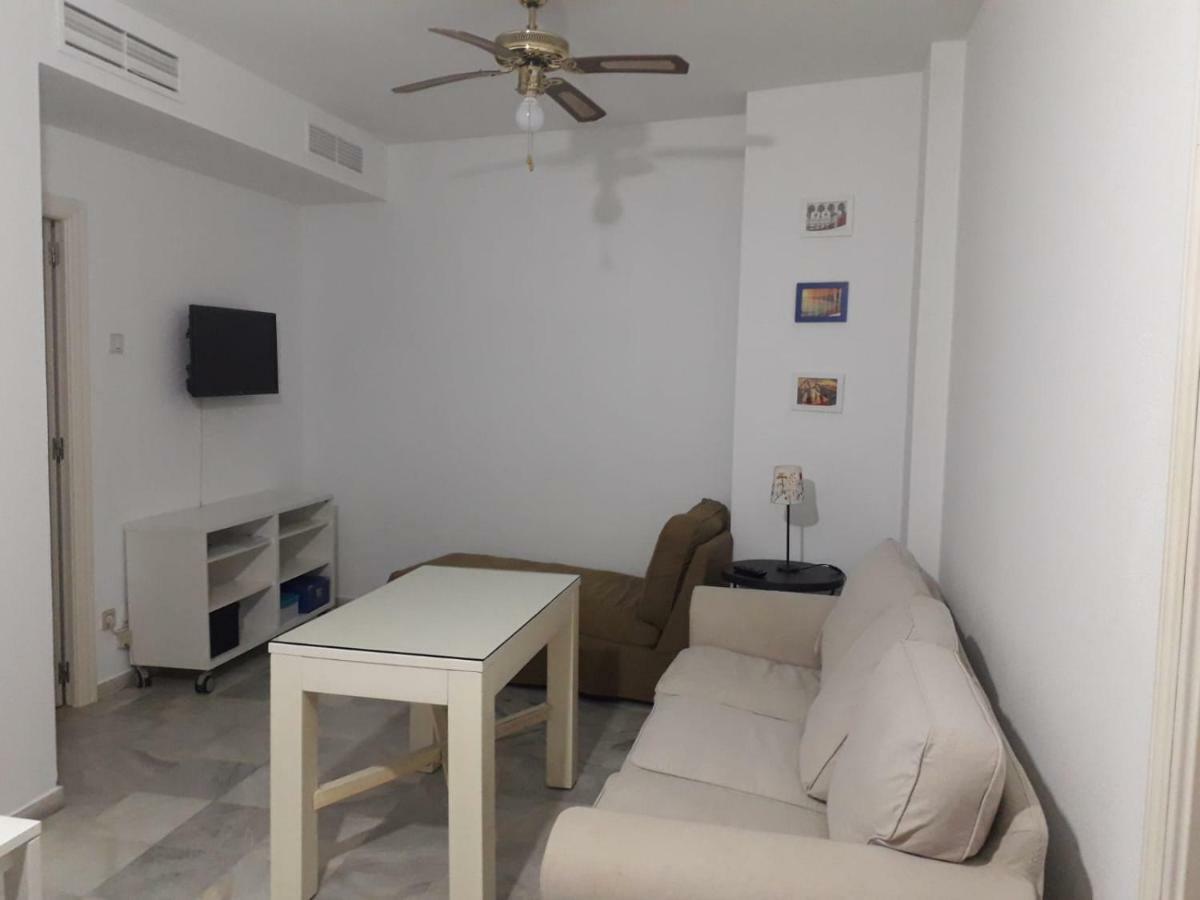 Two Bedrooms Leonor Davalos 2 Sevilla Bagian luar foto